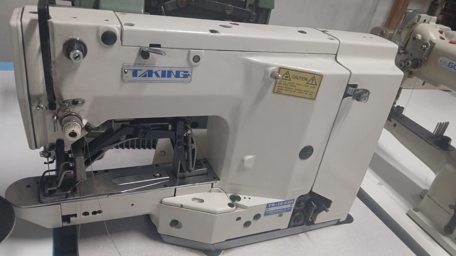 Atracadora taking modelo TK-1842H NUEVA