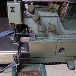 Overlock yamato de 5 hilo liviana modelo DCZ-361A-D2  usada