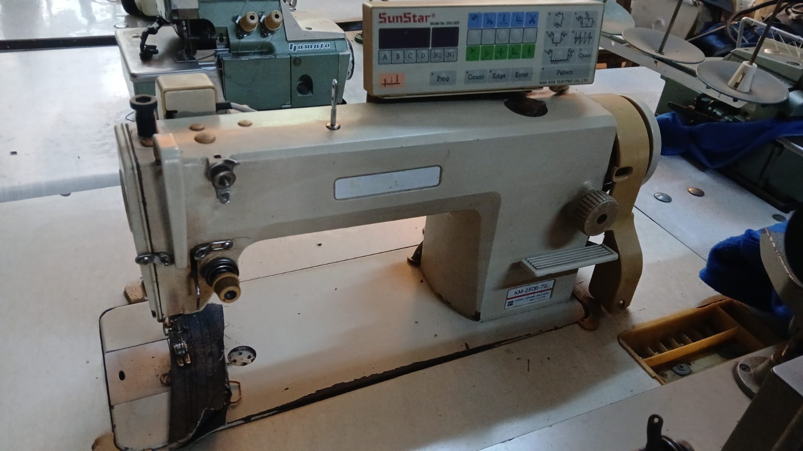 Recta sunstar pesada modelo KM250B-7s